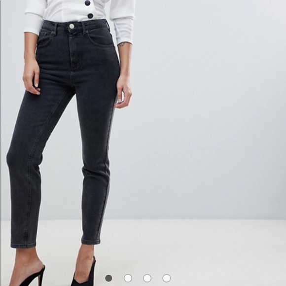 ASOS black skinny fit Mom jeans - Picture 1 of 8